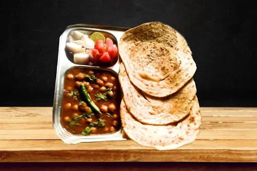 Chole Paratha With 3 Chole Paratha Jumbo Meal