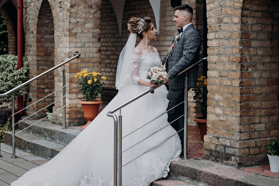 Fotógrafo de casamento Aleksandr Panasik (groms). Foto de 30 de dezembro 2019