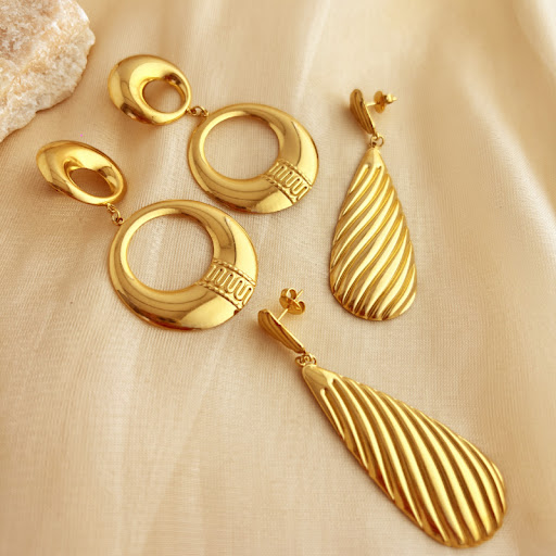 Title 6, Simple And Stylish Earrings Stainless Steel Ret...
