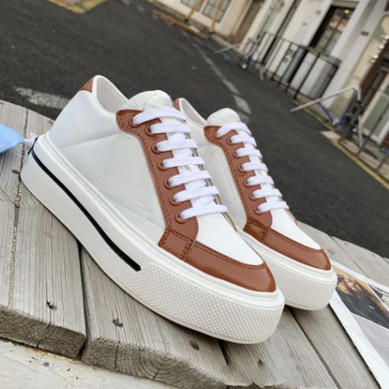 Tênis Branco Plataforma Trifle Casual