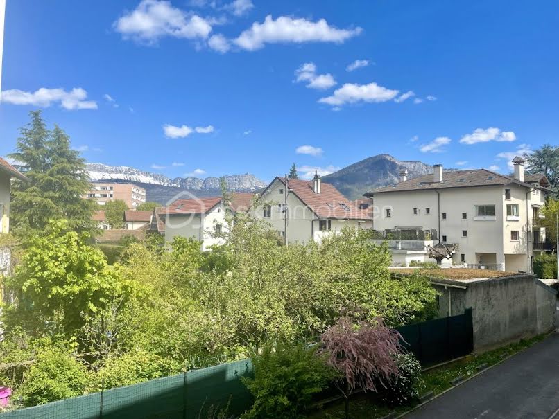 Vente appartement 3 pièces 69 m² à Annecy (74000), 335 360 €