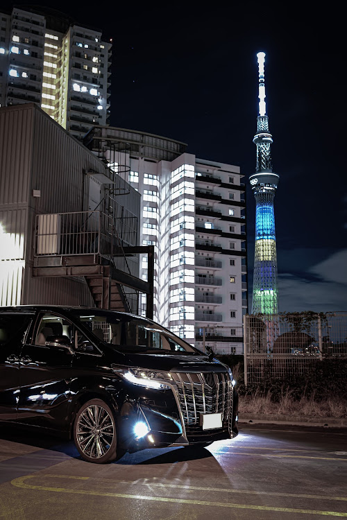 アルファードのトップ画は個性・トリニスタ🐤・車写活・東京スカイツリー・オフストロボの世界に関するカスタム事例の投稿画像6枚目