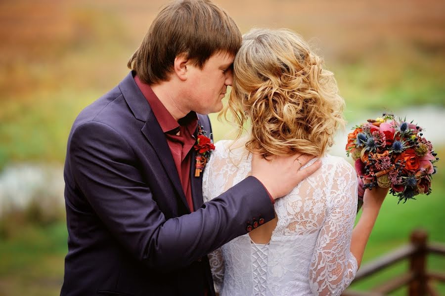 Fotógrafo de casamento Olga Pokrovskaya (olgapokrovskaya). Foto de 21 de fevereiro 2014