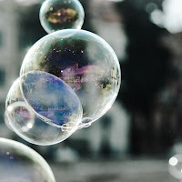 Bubbles  di 