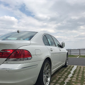 7シリーズ E65