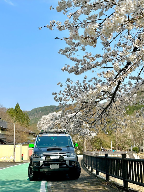 デリカD:5の4月もよろしくお願い致します🌸・PickUpCarsで会いましょう・PickUpチャレンジ・サクラと愛車に関するカスタム事例の投稿画像1枚目