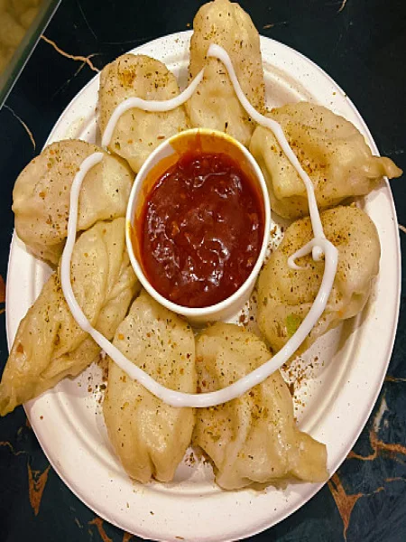 Paneer Steam Momos (8 Pcs)