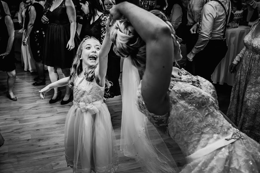 Fotograful de nuntă Orest Buller (wedding-nrw). Fotografia din 9 octombrie 2019