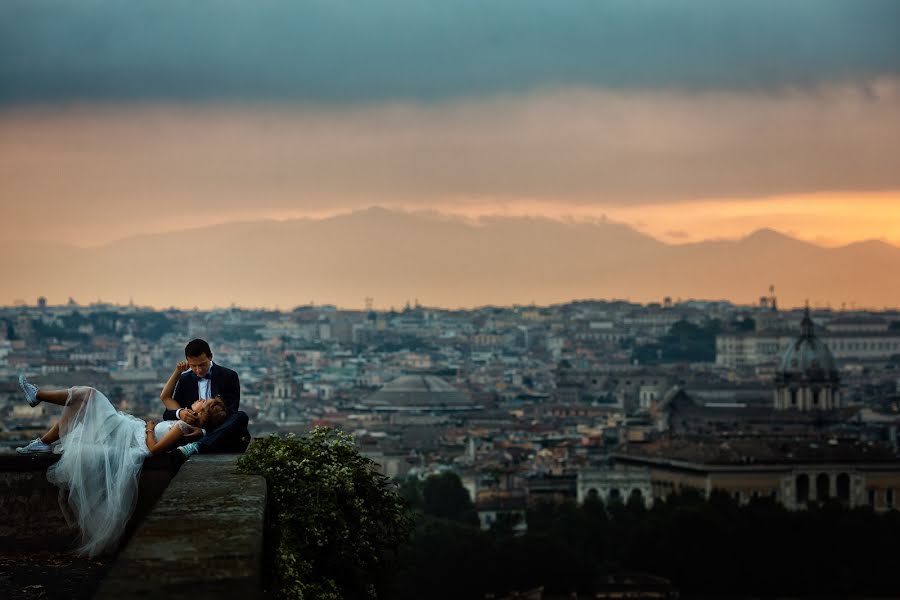 Wedding photographer Marius Barbulescu (mariusbarbulescu). Photo of 14 October 2014