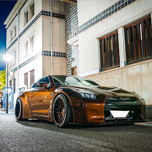 NISSAN GT-R R35