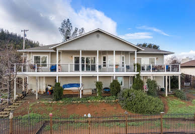 Maison avec piscine et jardin 3