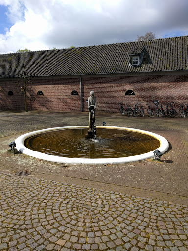 Statue, Château Holtmühle