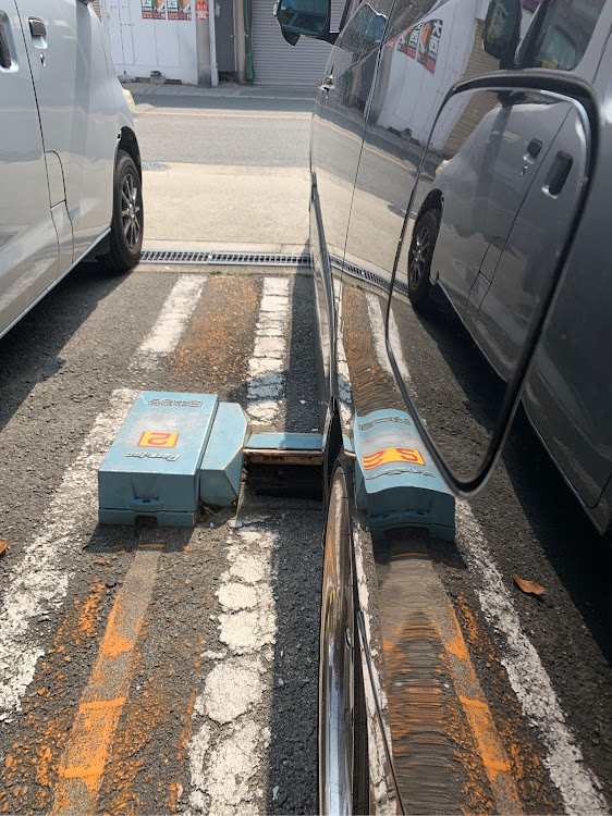 エスティマのDIY・ホイール交換・車高調整に関するカスタム事例の投稿画像2枚目