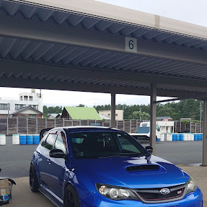 インプレッサ WRX STI GRB