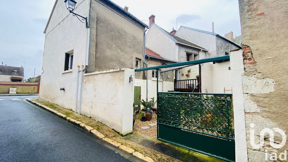 Vente maison 3 pièces 60 m² à Bonny-sur-Loire (45420), 72 000 €