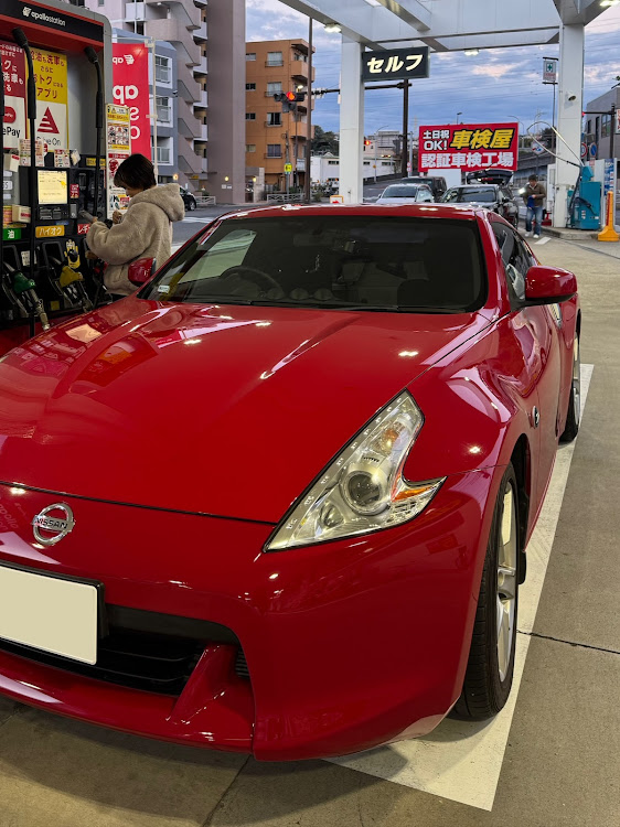 フェアレディZのガソスタ・いい日産の日・愛車とオーナー・Z乗りの方と繋がりたい・いいニッサンの日に関するカスタム事例の投稿画像5枚目