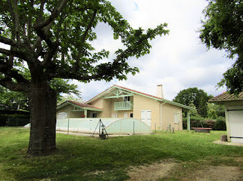 maison à Villeneuve-de-Marsan (40)