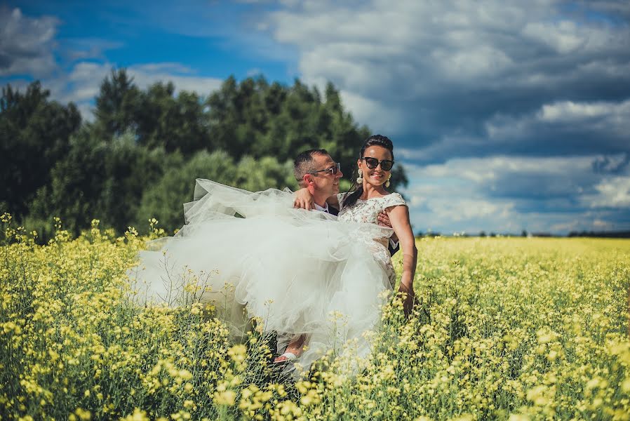 Fotógrafo de bodas Elina Kabakova (artvisionlv). Foto del 27 de septiembre 2017