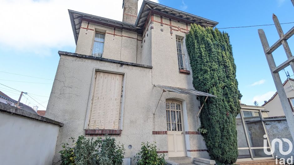 Vente maison 5 pièces 77 m² à Chartres (28000), 199 000 €