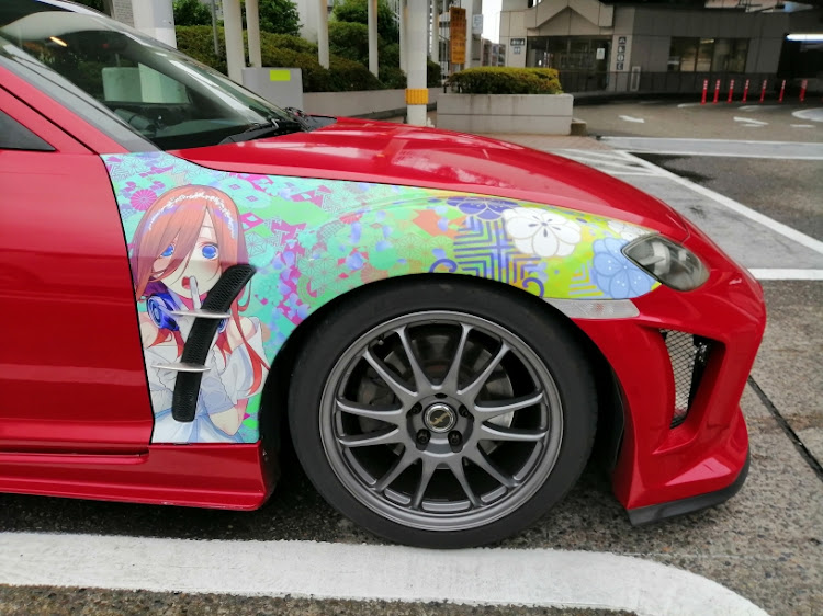 RX-8の痛車・五等分の花嫁・塗装濁り・ラッピングに関するカスタム事例の投稿画像4枚目