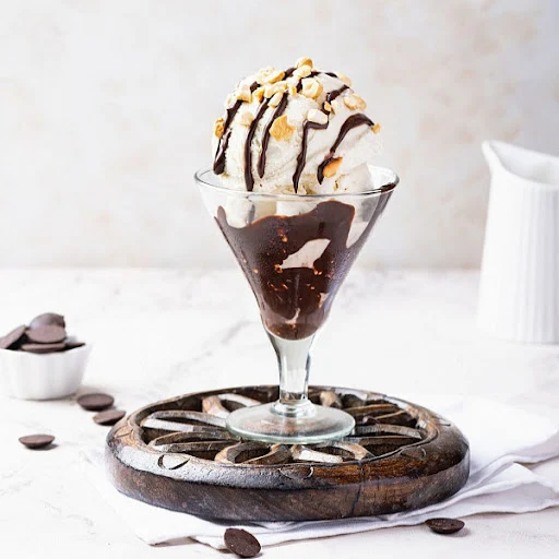 Dark Choco Fudge Sundae