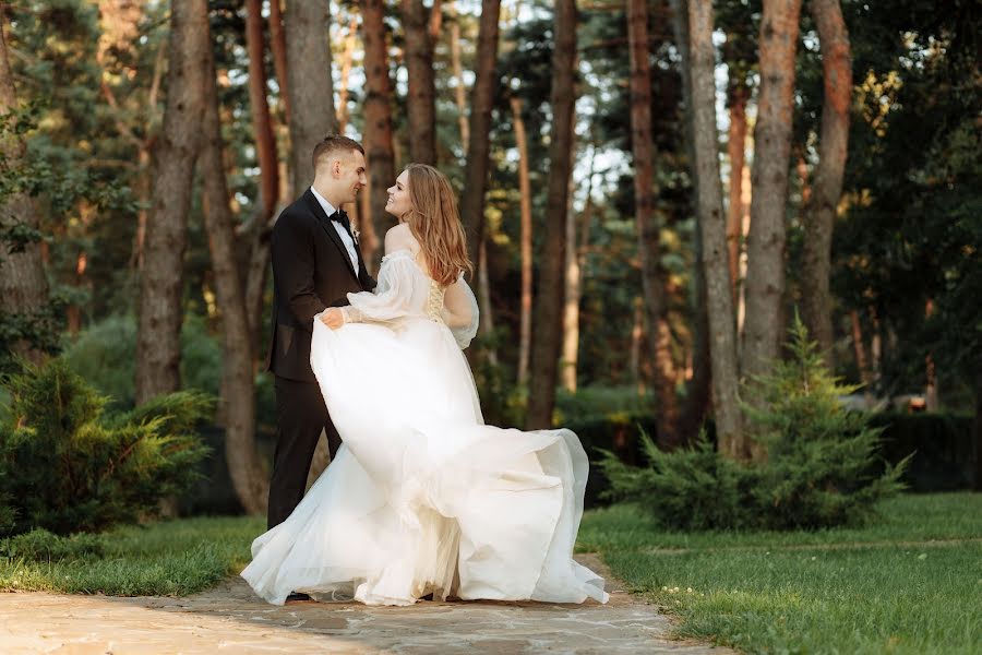 Fotógrafo de casamento Elena Fedchenko (milenka). Foto de 24 de julho 2021