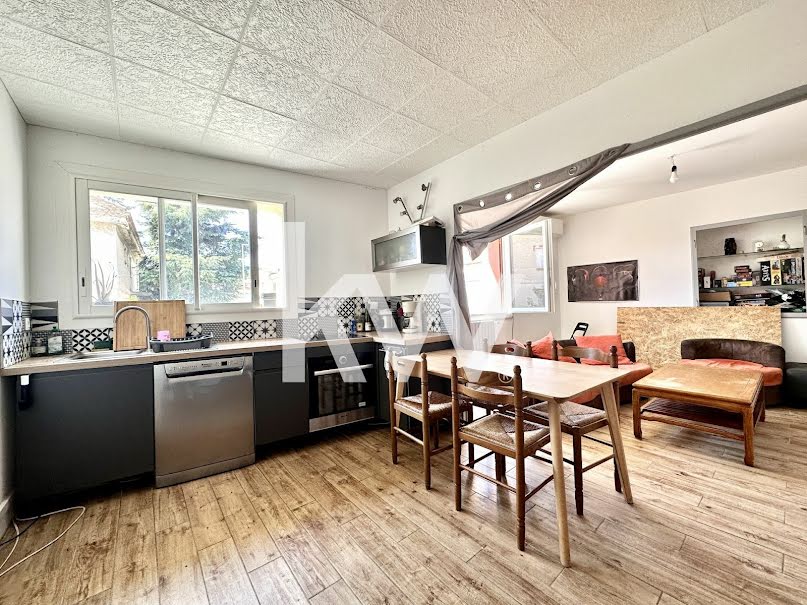 Vente appartement 5 pièces 84.49 m² à Nimes (30000), 189 000 €