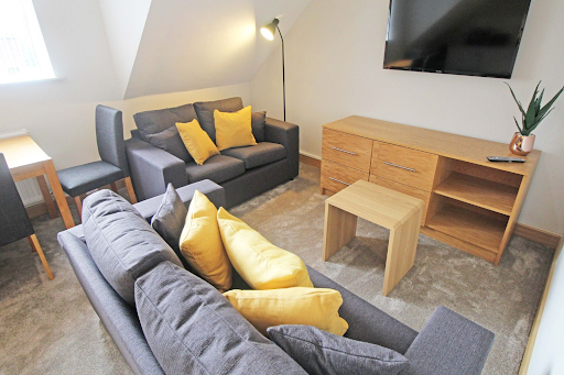 Luxury Central Chester Apartment - Free Parking