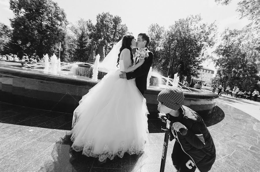 Wedding photographer Aleksey Semykin (alexxfoto). Photo of 23 July 2015