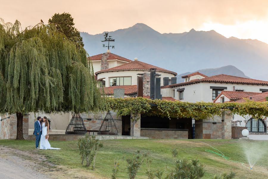 Fotografo di matrimoni Lilen Diaz (lilendiaz). Foto del 30 luglio 2022