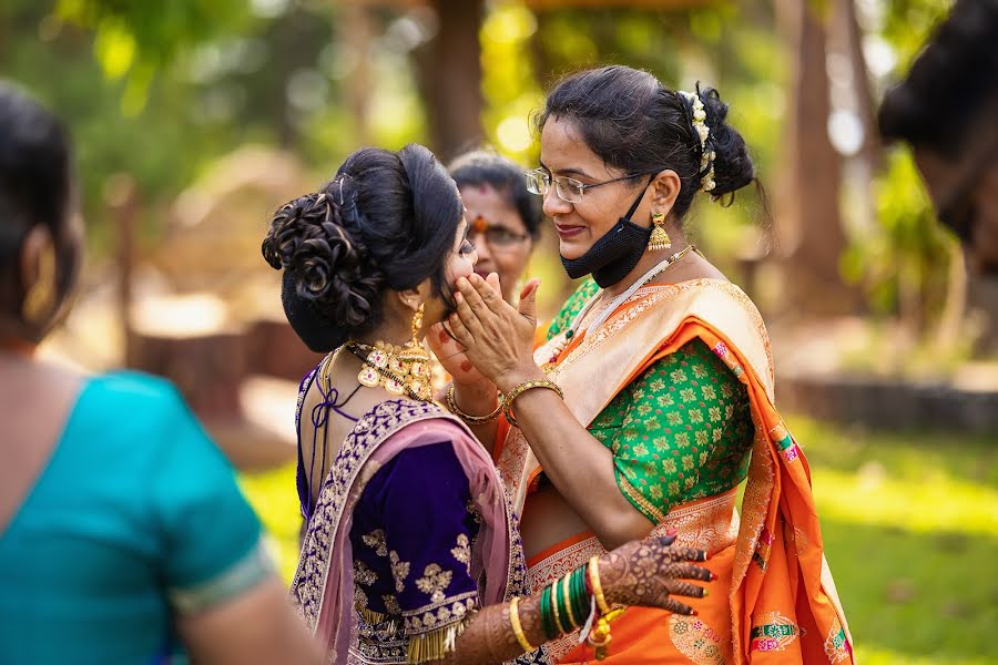 Wedding photographer Paresh Jadhav (pareshjadhav). Photo of 9 March 2022