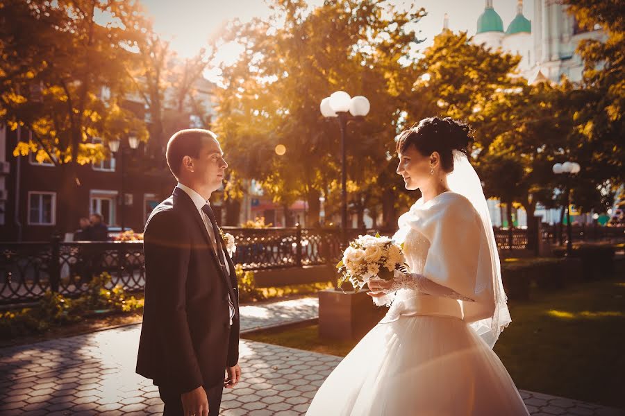 Wedding photographer Lyubov Ilyukhina (astinfinity). Photo of 23 March 2016