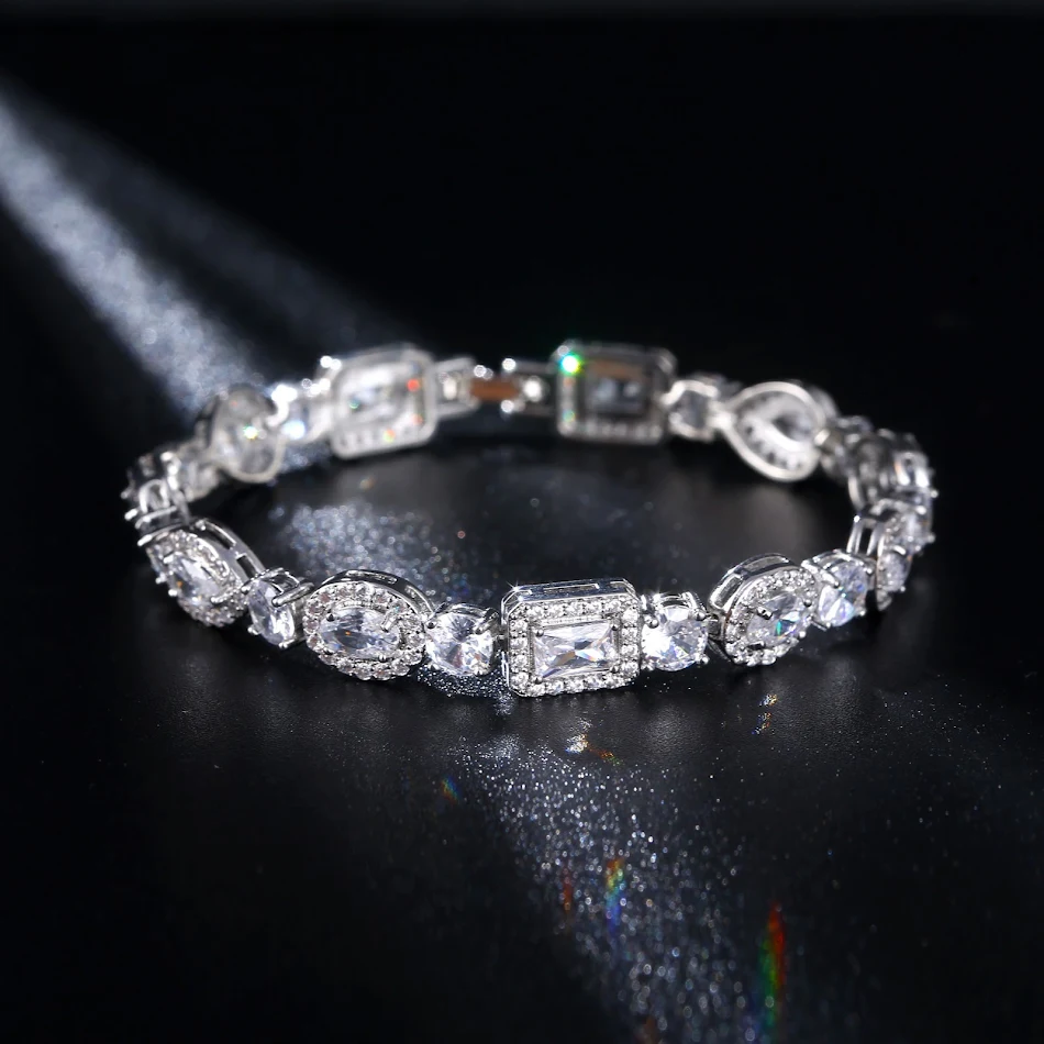 Waterdruppel Multi-vorm Paardenoog Zirkonia Armband, een schitterende armband voor dames, perfect voor dagelijks gebruik of als cadeau voor speciale gelegenheden.