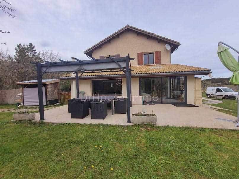 Vente maison 11 pièces 215 m² à Vassieux-en-Vercors (26420), 570 000 €