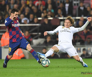 Luca Modric evenaart Roberto Carlos als clublegende bij Real Madrid