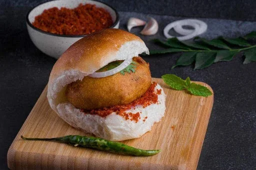 Mumbai Style Vada Pav