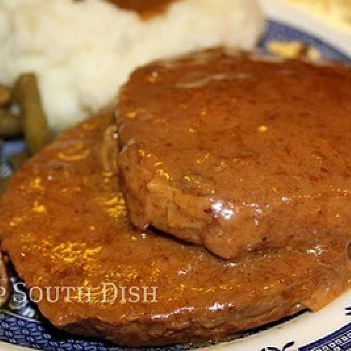 Easy Crock Pot Round Steak with Mushrooms - NeighborFood