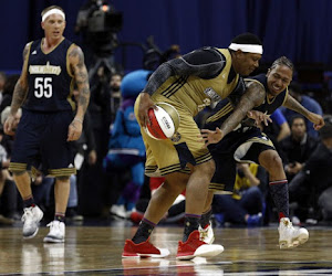 NBA : un Mannequin Challenge en plein match ! 