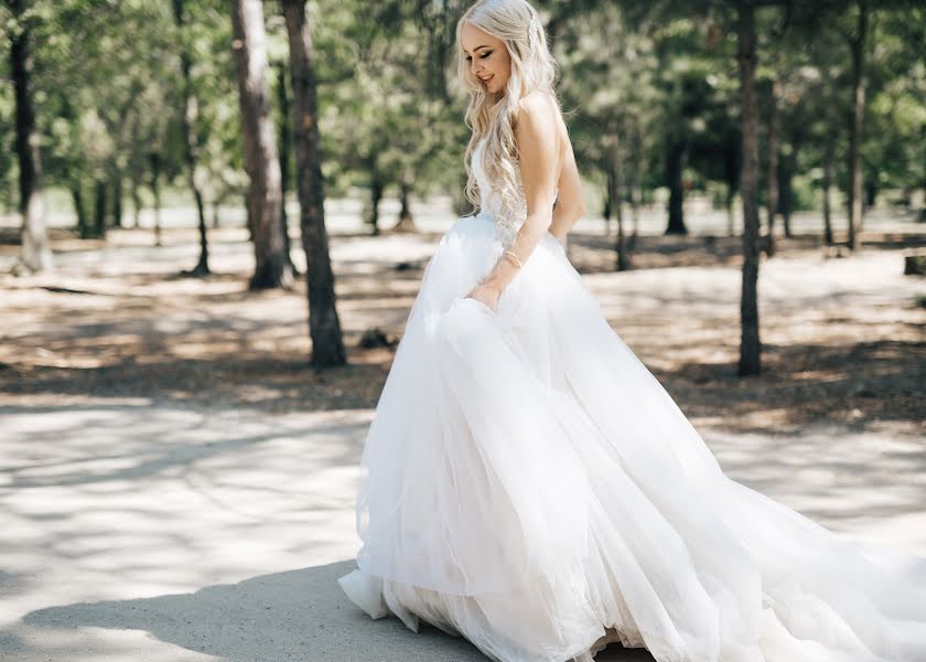 Wedding photographer Valentina Zharova (tinazharova). Photo of 19 September 2018