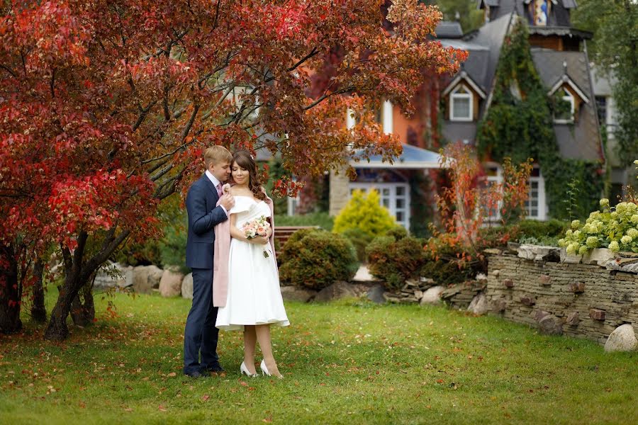 Wedding photographer Elena Serdyukova (elenaserdyukova). Photo of 3 February 2021