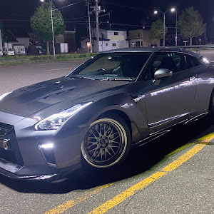 NISSAN GT-R R35