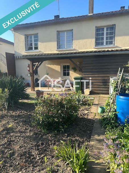 Vente maison 4 pièces 70 m² à Niort (79000), 150 000 €