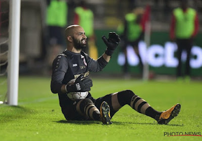 Sinan Bolat houdt thuis opnieuw de nul: "Iedereen sprak voor het seizoen over degradatie" en "Mooi dat Standard-fans me niet vergeten zijn"