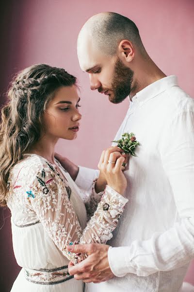 Wedding photographer Elena Ivasiva (friedpic). Photo of 4 January 2018