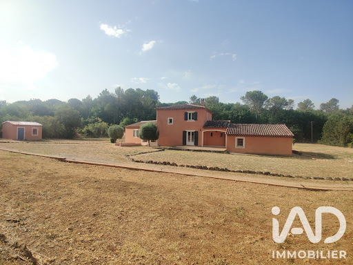 House with terrace 3
