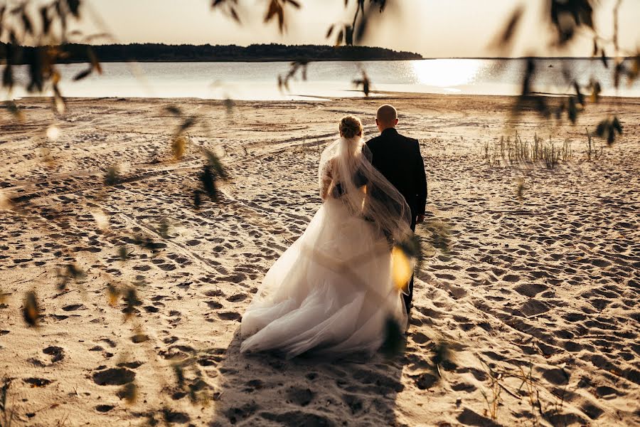 Wedding photographer Misha Shuteev (tdsotm). Photo of 22 August 2019