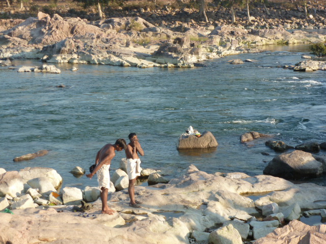 DE AGRA A KHAJURAHO PASANDO POR ORCHHA - UN POQUITO DE INDIA Y UN POQUITO DE NEPAL (28)