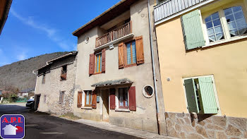 maison à Tarascon-sur-ariege (09)