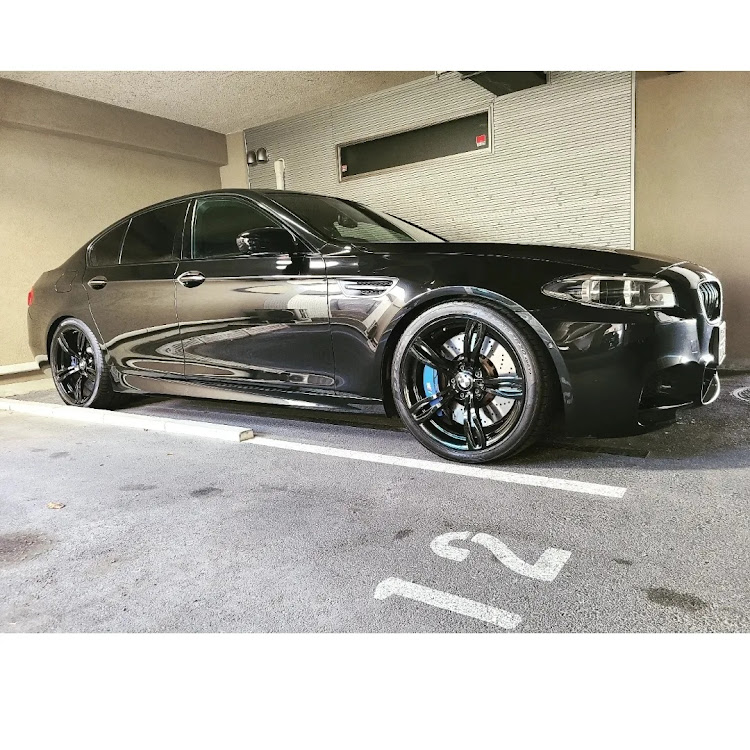 M5のBMW・F10 M5・M5・洗車・オーラニスモに関するカスタム事例の投稿画像2枚目