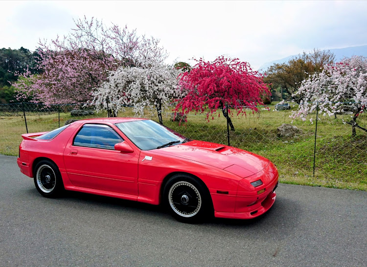 RX-7のカッコイイFC保存会・4月もよろしくお願い致します🌸に関するカスタム事例の投稿画像5枚目